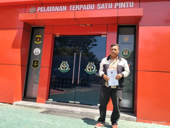 Anggota PAC serahkan bukti baru ke Kantor Kejaksaan (Red)