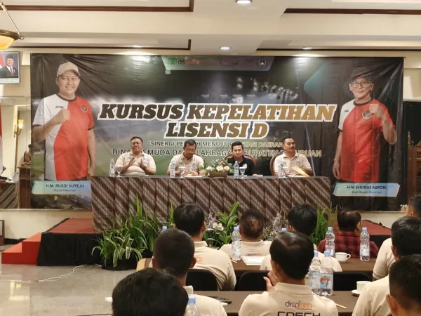 Suasana kursus Pelatihan Muda di Tretes Prigen (syn)