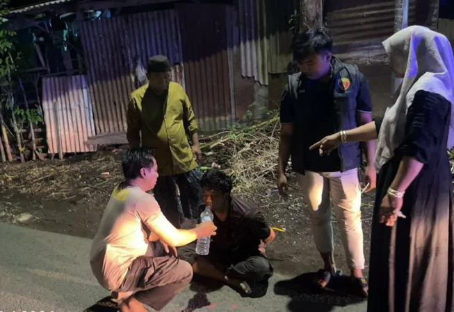 Anggota Polsek Nguling amankan terduga pelaku pembacokan (Polsek)