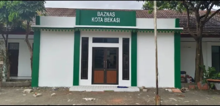 BAZNAS Kota Bekasi mencatat rata-rata 20 hingga 30 warga mengajukan bantuan setiap hari melalui berbagai program sosial yang tersedia.