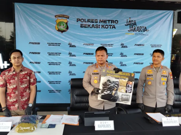 Polisi tunjukan barang bukti hasil curian dari I-M-T (Frm)