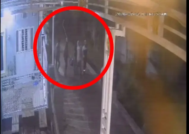 Potongan video CCTV saat korban di bacok (ist)