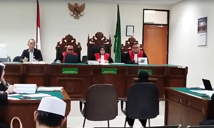 Sidang Dugaan Membawa Lari Anak Memanas, Kuasa Hukum ST Rogaya Pertanyakan Logika Kesaksian Korban