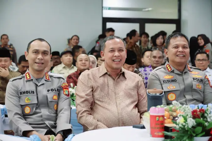Kapolres Metro Bekasi Kota Kombes Pol. Putu Kholis Aryana (Suryo ST)