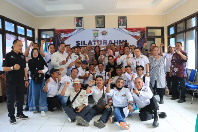 Persatuan Wartawan Indonesia (PWI) Bekasi Raya menggelar silaturahmi dan perkenalan dengan Kapolres Metro Bekasi Kota yang baru, Kombes Pol. Putu Kholis Aryana, Jumat (14/8/2026).