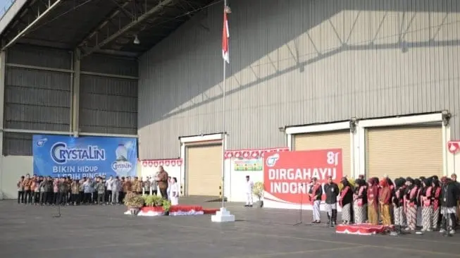 Memperingati Hari Ulang Tahun (HUT) ke-81 Kemerdekaan Republik Indonesia, produsen produk konsumen OT Group menggelar upacara bendera secara serentak di seluruh unit operasionalnya, sebagai komitmen perusahaan dalam merawat semangat nasionalisme, serta memperkuat rasa cinta Tanah Air di lingkungan kerja.