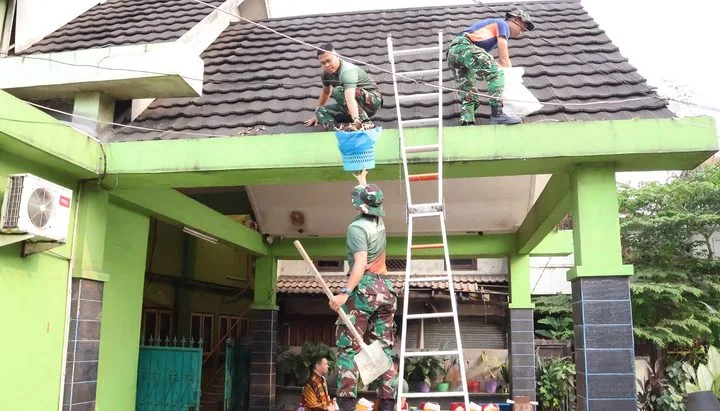 Brigade Parako 1 Pasgat Gelar Bakti Sosial Sambut HUT ke-79 Korps Pasukan Gerak Cepat 3 1002765345 720x411 1