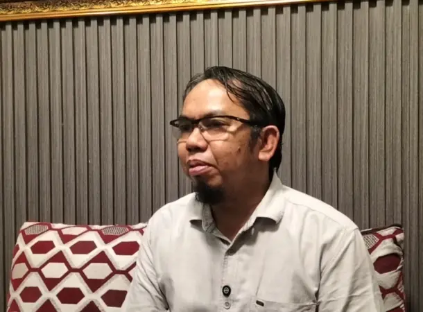 Foto : Kepala Desa Oro-Oro Ombo Wetan Amin Tohari Saat ditemui di kediamannya (BM)