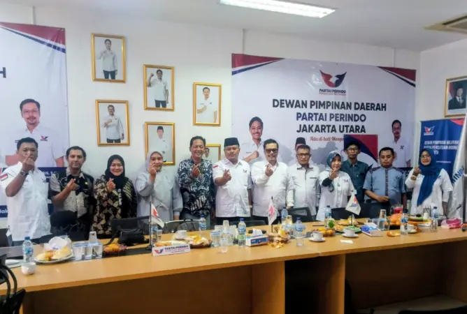 Komisi Pemilihan Umum (KPU) Jakarta Utara bersama Badan Pengawas Pemilihan Umum (Bawaslu) Jakarta Utara melakukan kunjungan silaturahmi ke Kantor Dewan Pimpinan Daerah (DPD) Partai Perindo Jakarta Utara. Jum'at (23/10/2026)